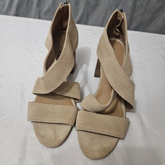 Lucky Brand Shoes - Lucky Brand Vidva Block Heel Preppy Zip Back Heeled Strappy Sandal Size 8.5